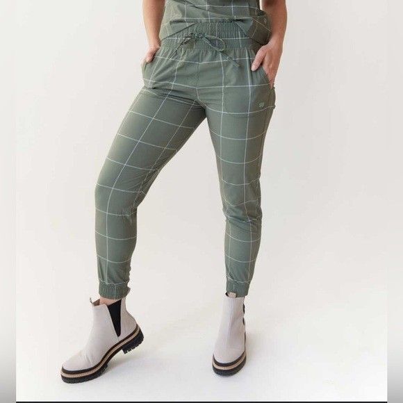 Albion Fit Destination Joggers Womens M Green Windowpane Stretch Drawstring - Picture 1 of 8